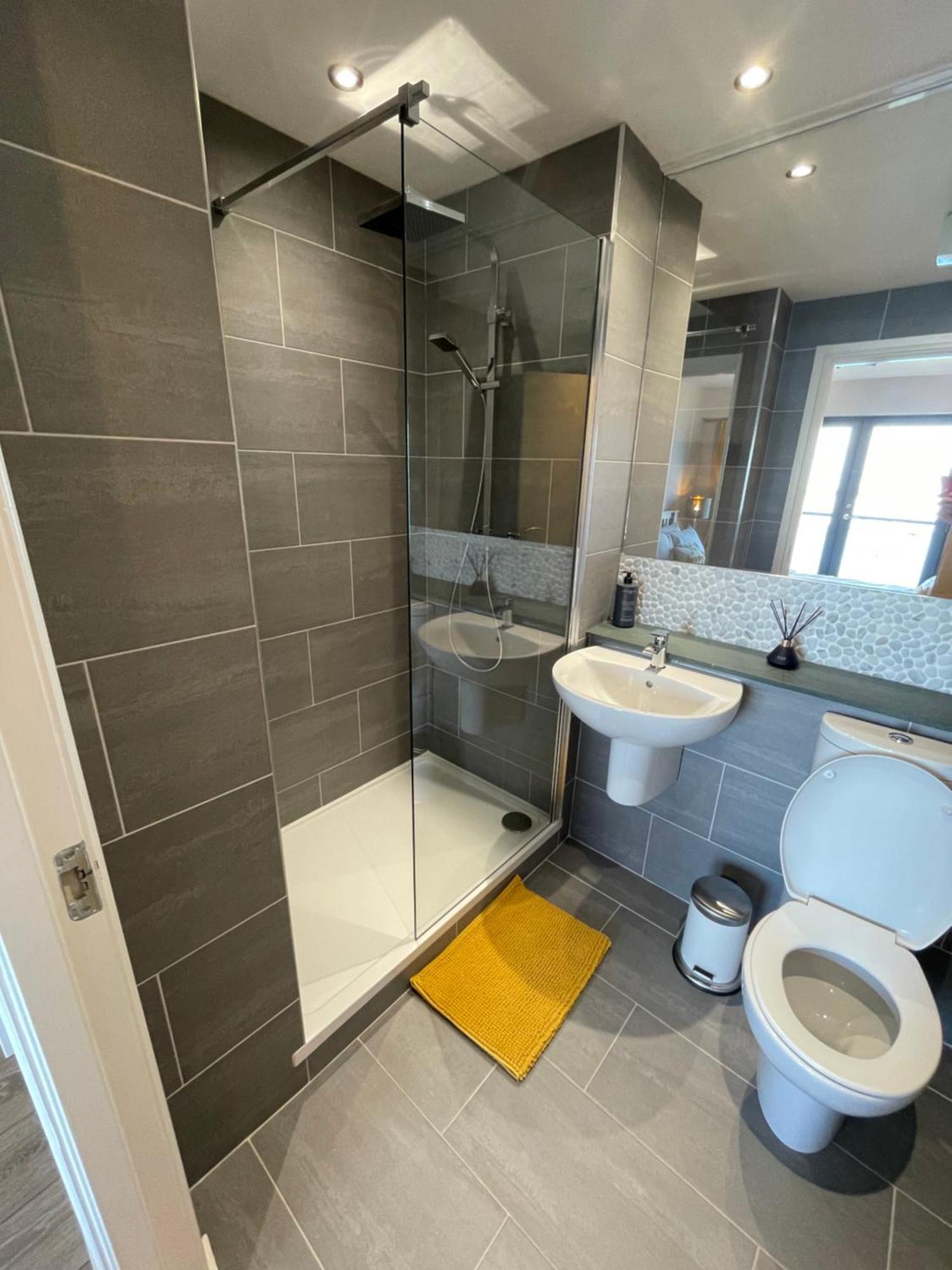 Corinthian Quay Appartement *